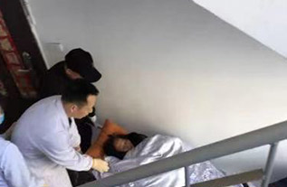 吉木萨尔县病人院后返乡